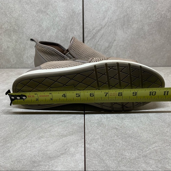 Donald J. Pliner Myla taupe perforated sneakers - Picture 13 of 13